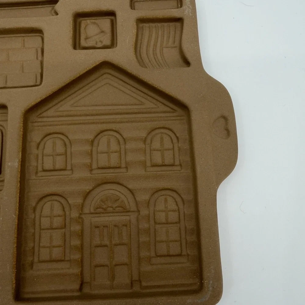 Vtg Pampered Chef #1805 School Post Office Gingerbread House Stoneware Mold